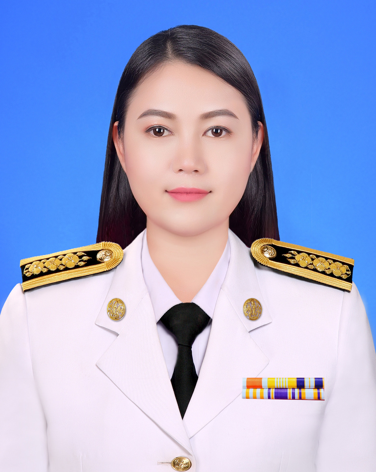 นางสาววิรัลพัชร์ อยู่อินทร์