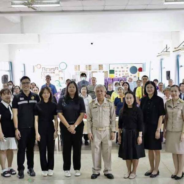 สำนักงานปศุสัตว์จังหวัดลำพูนร่วมเป็นวิทยากรกิจกรรมอบรมเชิงปฏิบัติการ เรื่องการเฝ้าระวัง ป้องกัน ควบคุมโรคพิษสุนัขบ้า