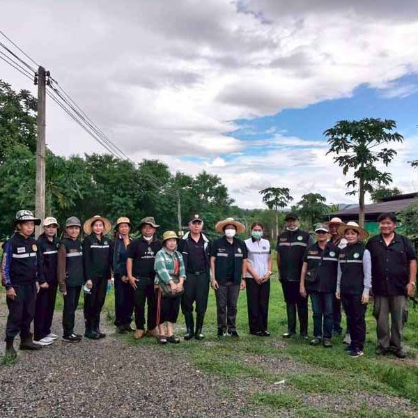สำนักงานปศุสัตว์อำเภอแม่ทา ร่วมกับเทศบาลตำบลทาทุ่งหลวง ลงพื้นที่ติดตามผลการแก้ไขปรับปรุงระบบบำบัดน้ำเสียฟาร์มสุกร