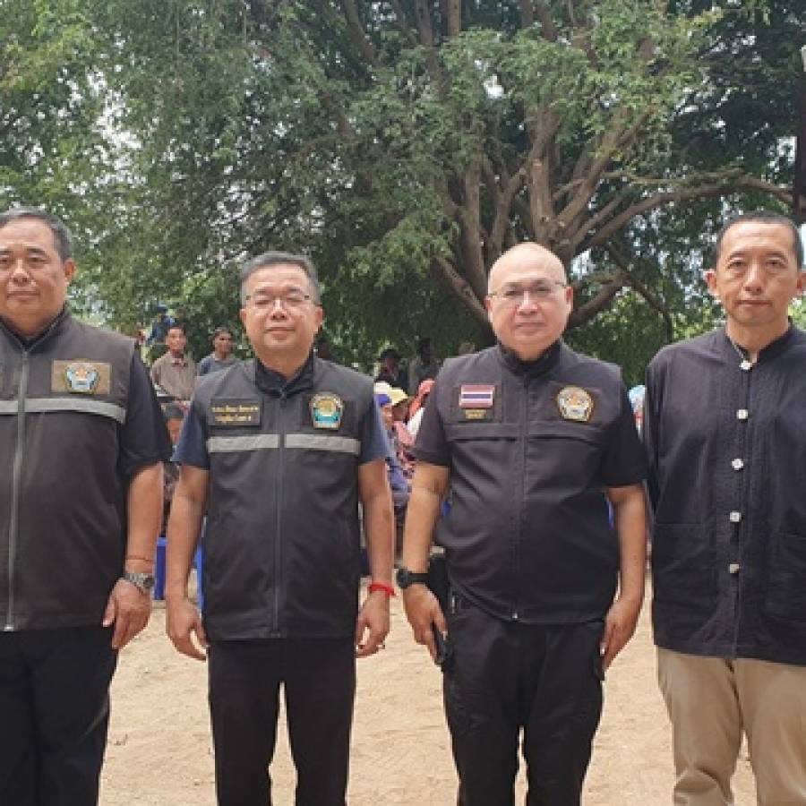 ปศุสัตว์เขต 5 ร่วมคณะรัฐมนตรีช่วยว่าการกระทรวงเกษตรและสหกรณ์ลงพื้นที่เร่งรัดการขุดลอกเปิดทางน้ำ ในพื้นที่อำเภอจอมทอง จังหวัดเชียงใหม่